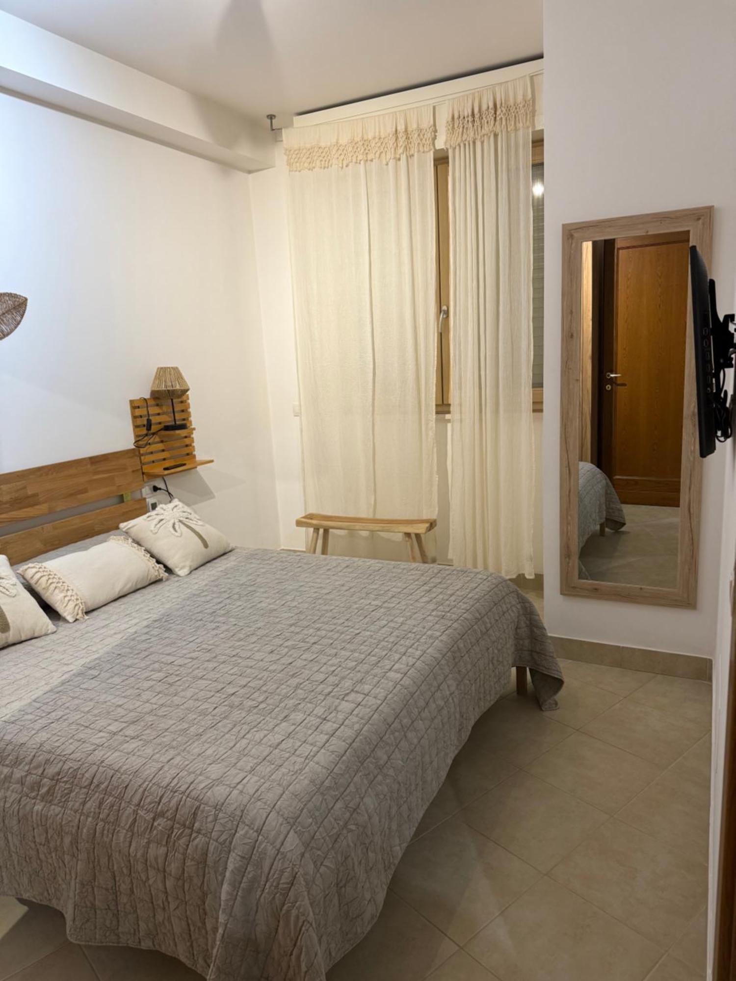 Casa I Colori Dell Isola Apartment