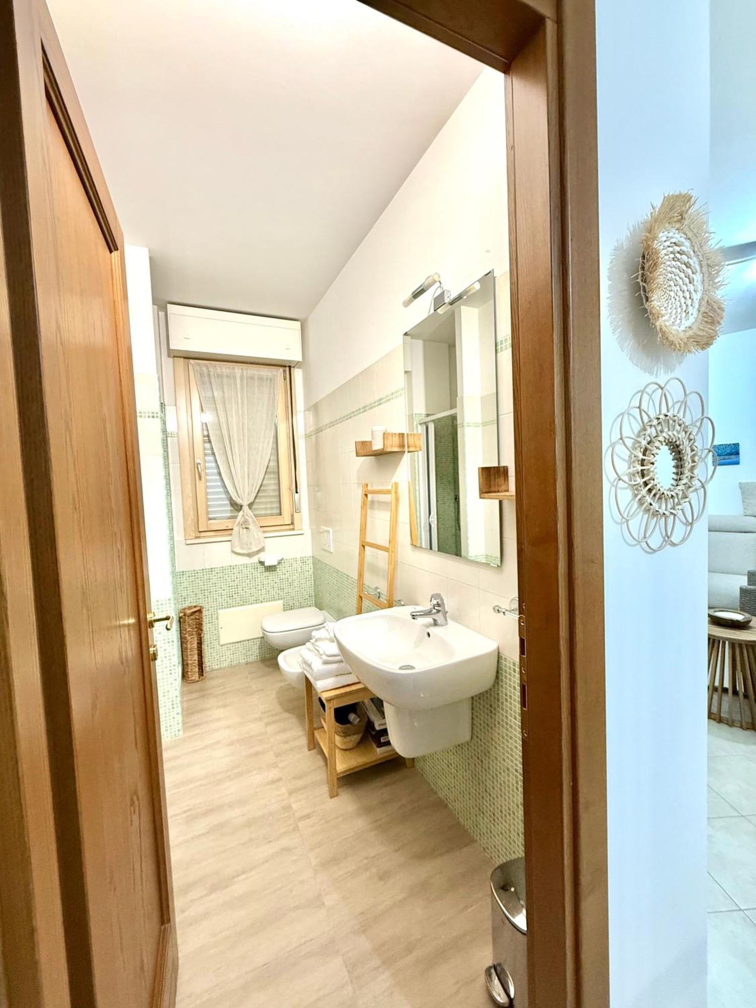 Casa I Colori Dell Isola Apartment